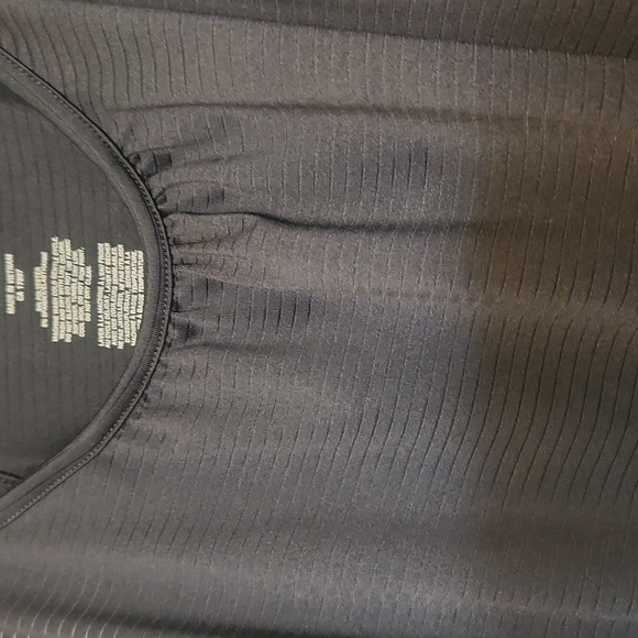 Old Navy Active Tank  Top - Picture 5 of 8